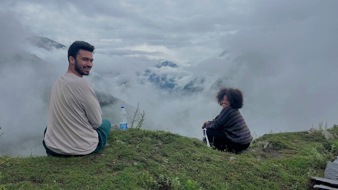 Guests enjoying mountain and cloud views